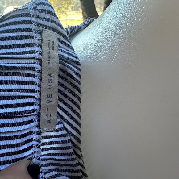 Blue & White Striped Off-The-Shoulder Blouse With Button Front & Tie Hem - Picture 3 of 9